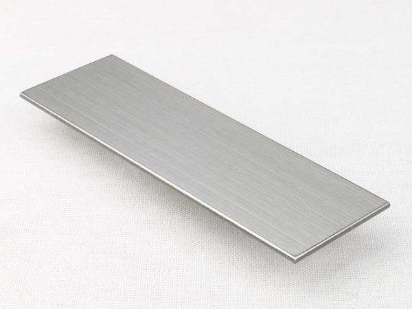 ステンレス板（SUS304 HL）：ステンレス・アルミ・鉄板の加工販売『鉄板市場』